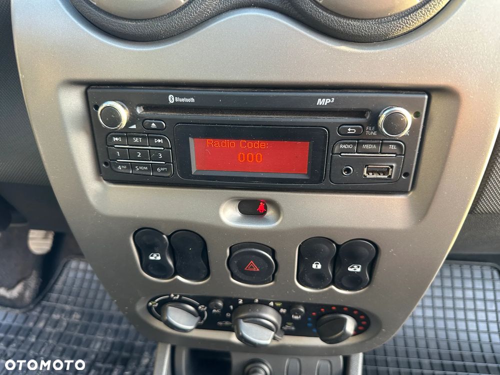 Dacia Duster dCi 90 FAP 4x2 Ice - 23