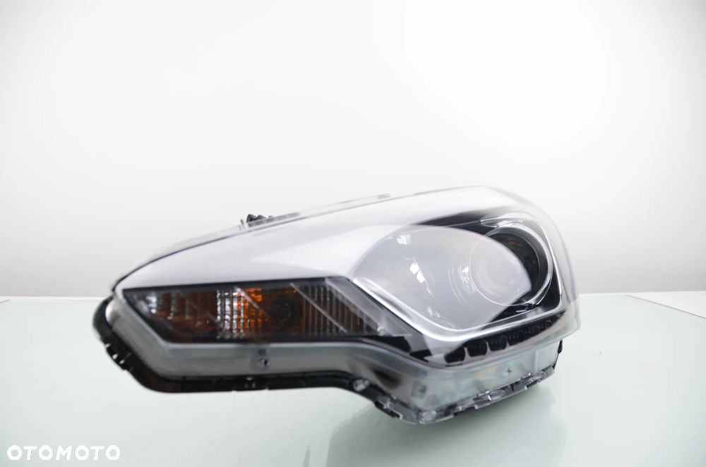 HYUNDAI I20 LINSE LED BJ14-20 92101C8200 Lewy Przedni Oryginał - 2