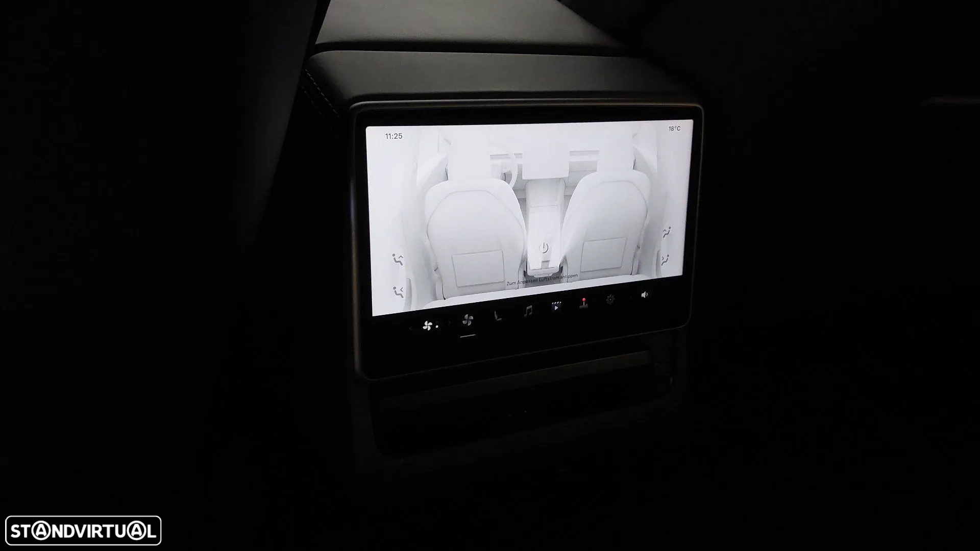 Tesla Model 3 Long Range RWD - 10