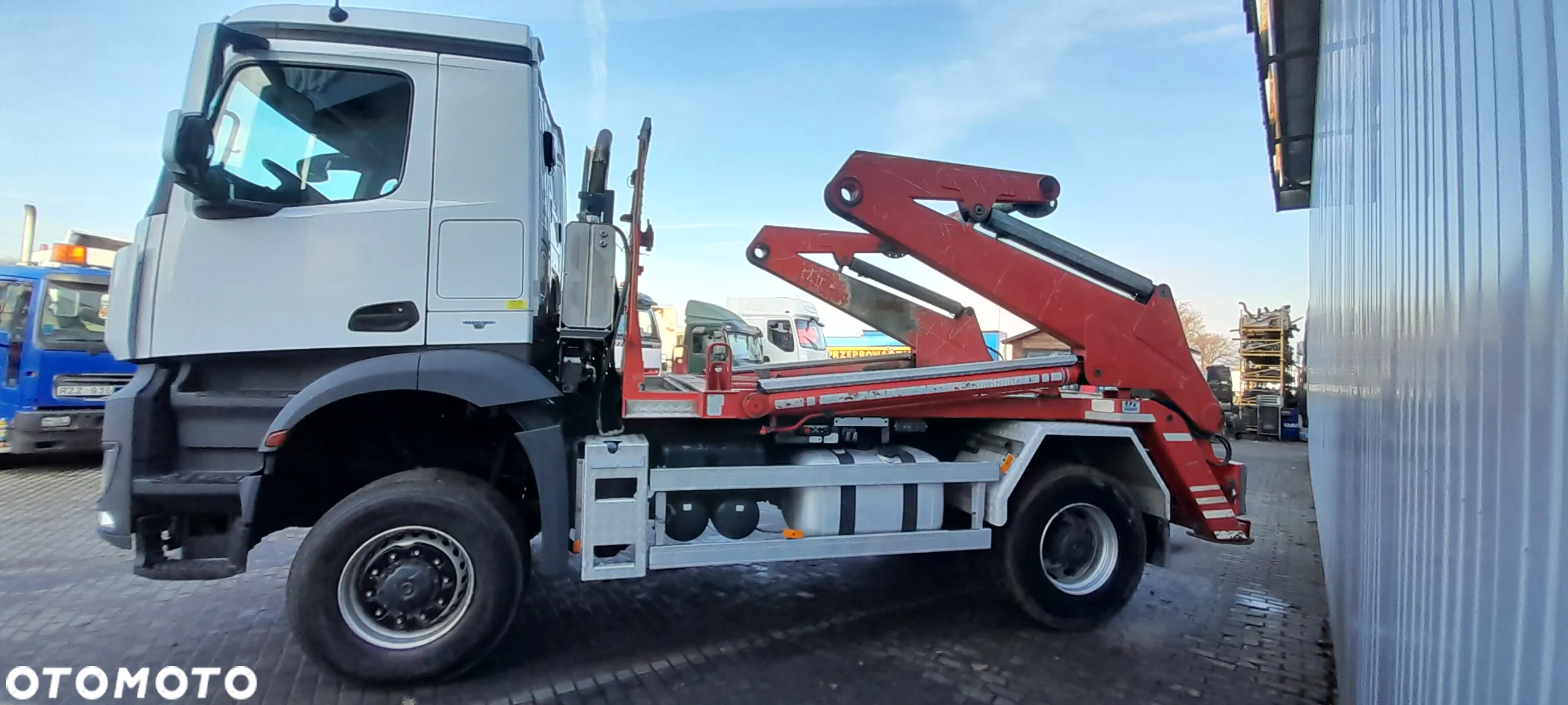 Mercedes-Benz AROCS 2046 - 23