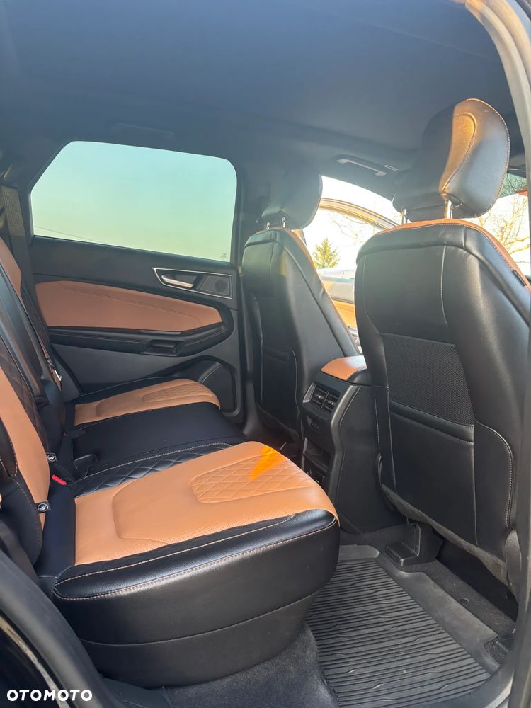 Ford Edge - 16