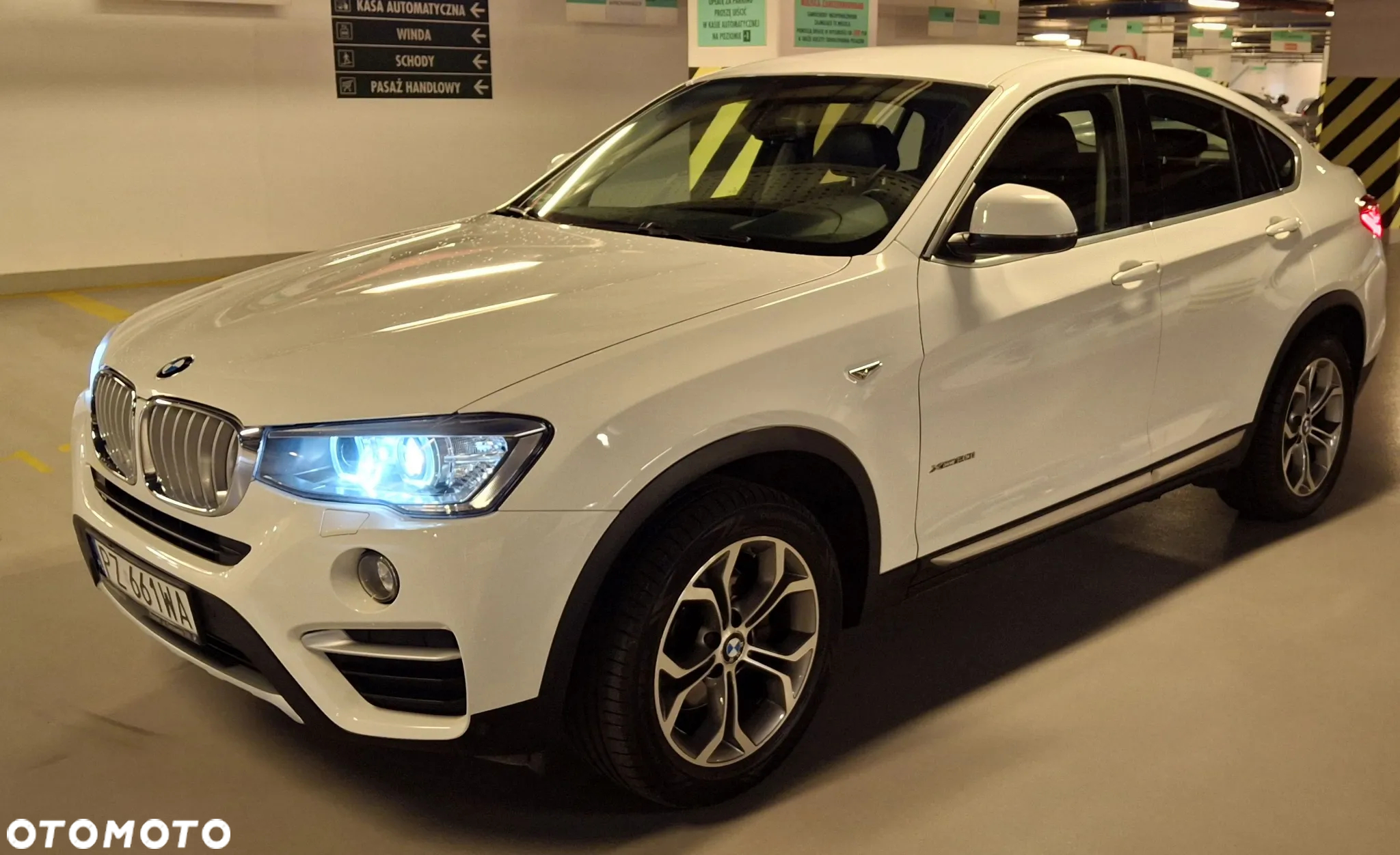 BMW X4 xDrive20i xLine - 6