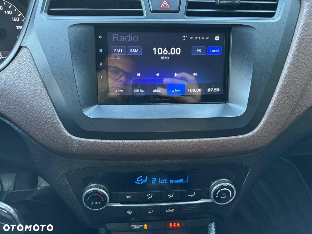 Hyundai i20 - 17