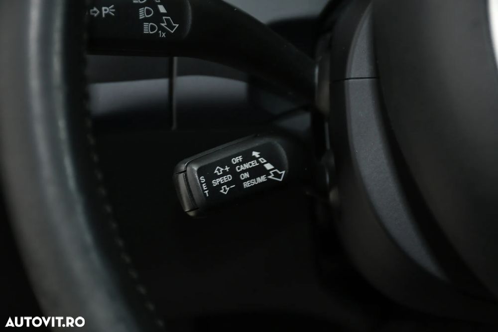 Audi A4 2.0 TDI DPF multitronic Attraction - 21