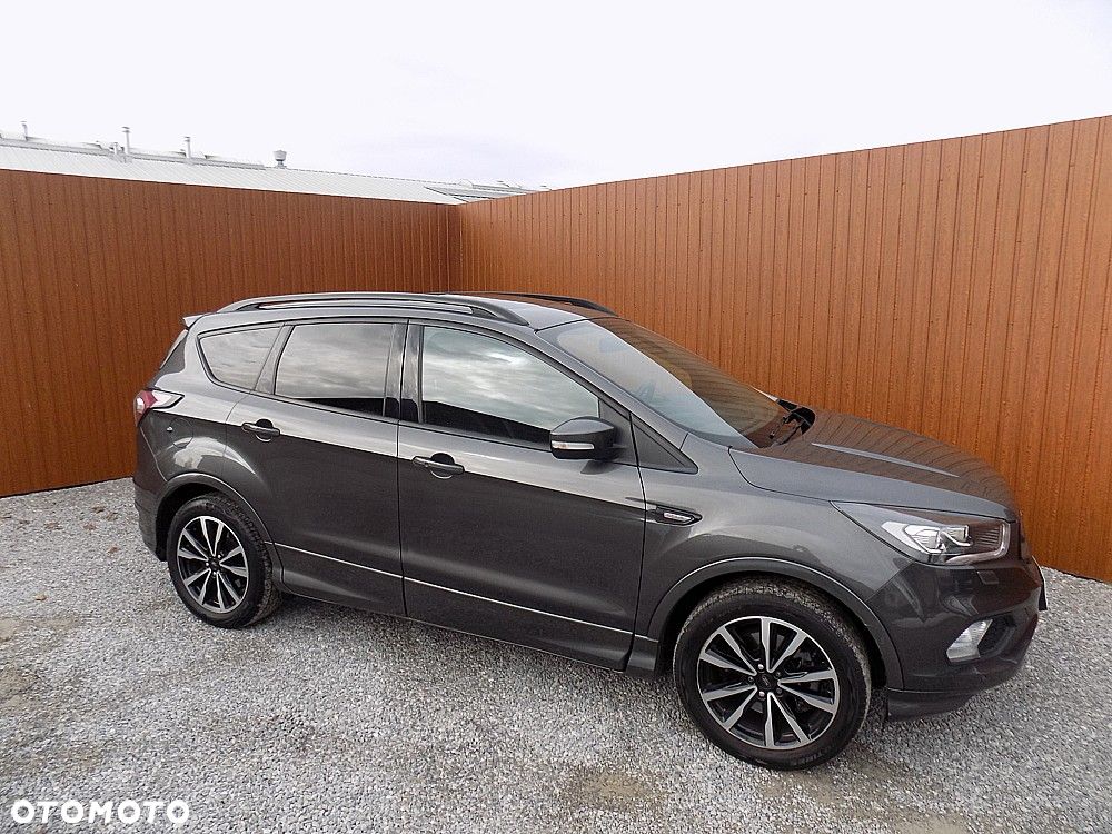 Ford Kuga 2.0 TDCi 2x4 ST-Line - 34
