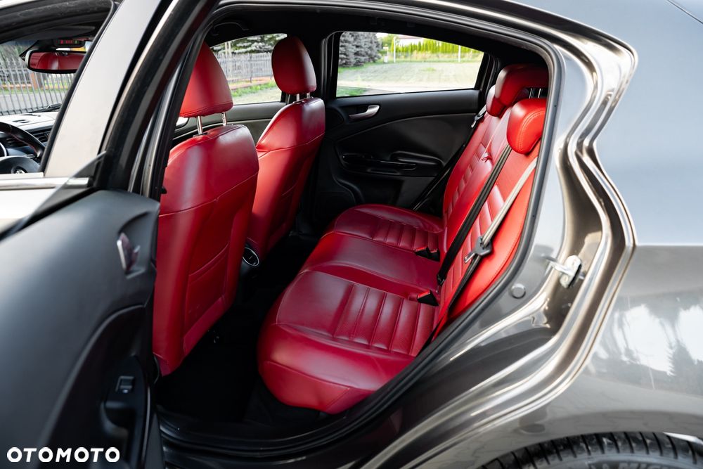 Alfa Romeo Giulietta 1.4 TB MultiAir Distinctive - 19