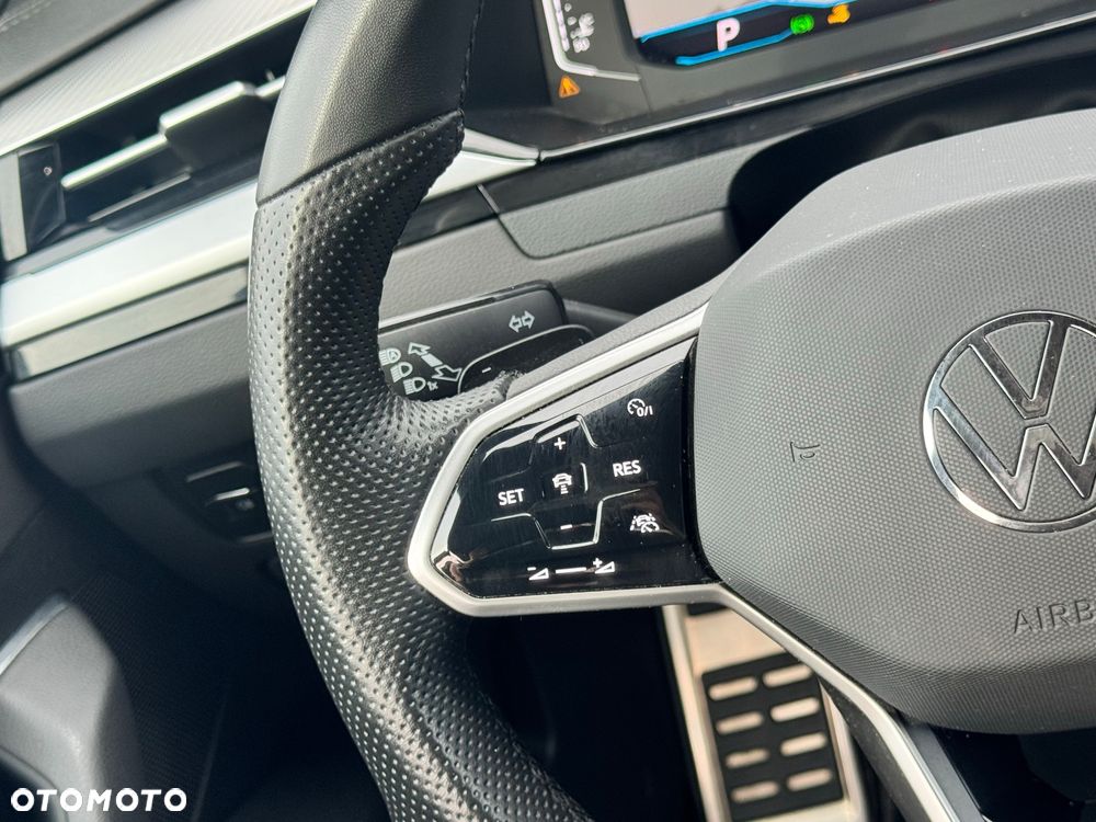 Volkswagen Arteon 2.0 TSI DSG R-Line - 23