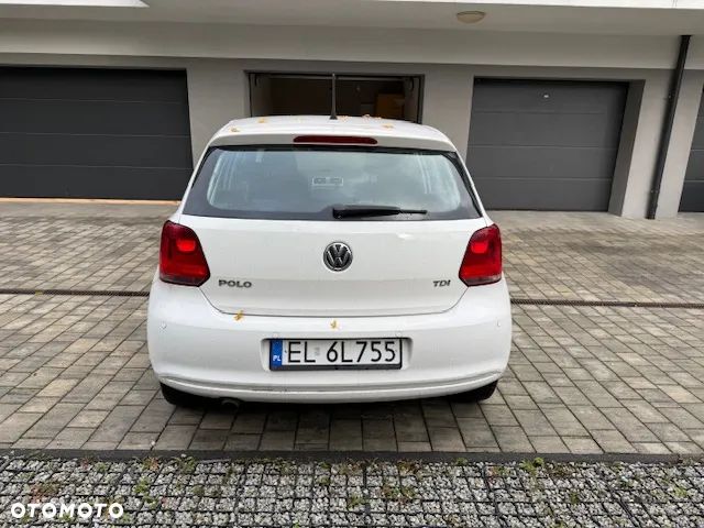 Volkswagen Polo ver-1-6-8v-oasis - 3