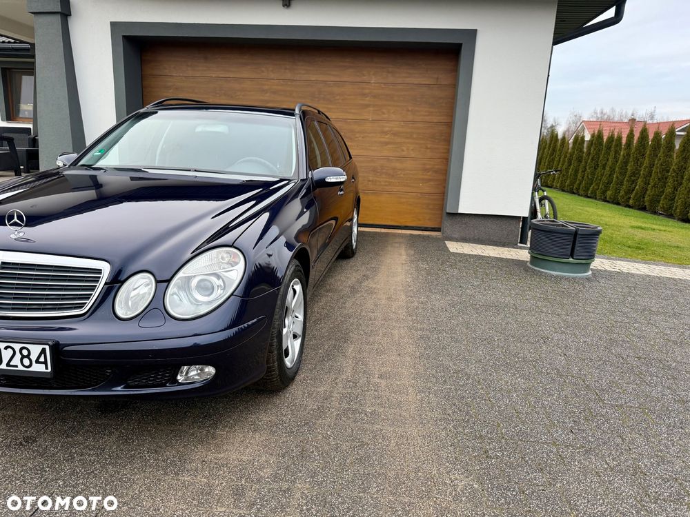 Mercedes-Benz Klasa E 240 T Classic - 2