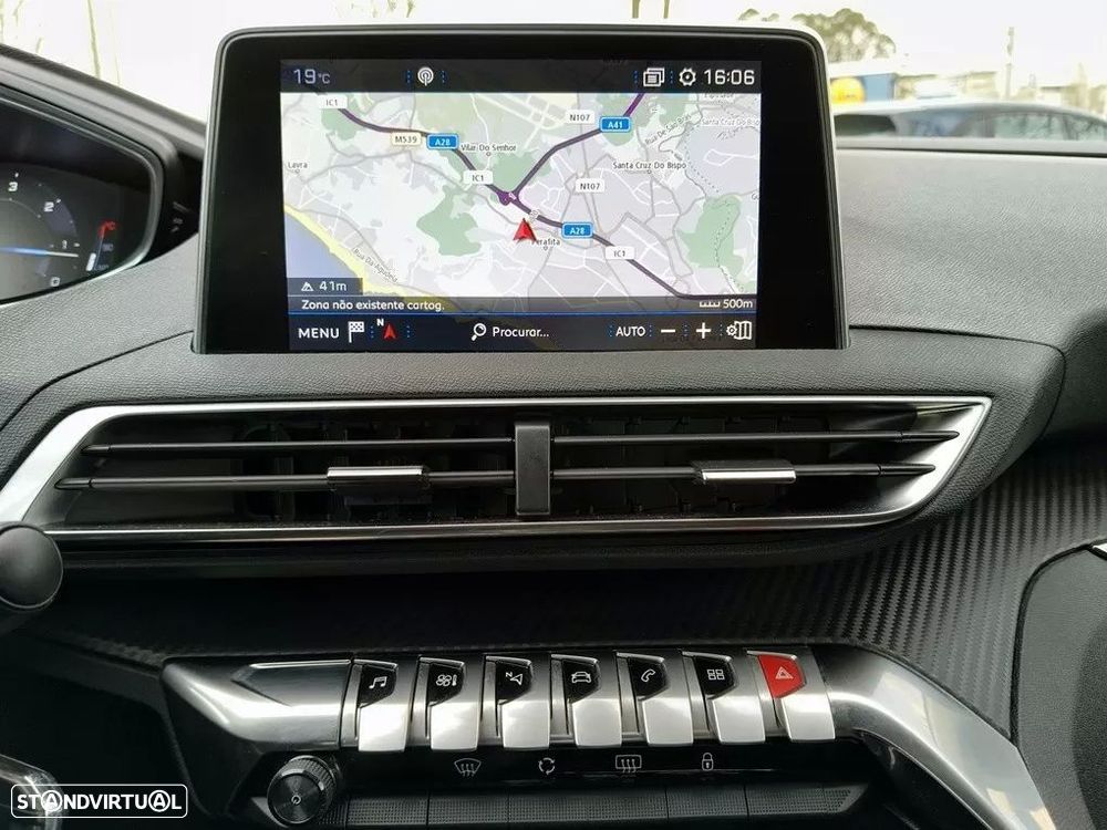Peugeot 3008 1.5 BlueHDi Allure EAT8 - 22