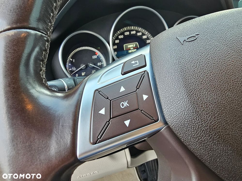 Mercedes-Benz Klasa E 220 CDI Avantgarde - 21