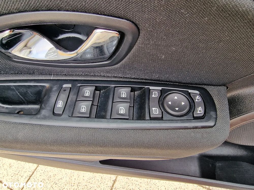 Renault Megane Grandtour ENERGY TCe 115 Start & Stop Authentique - 20