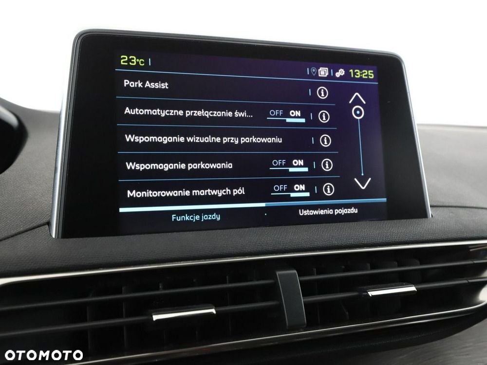 Peugeot 3008 Hybrid4 300 e-EAT8 GT - 26
