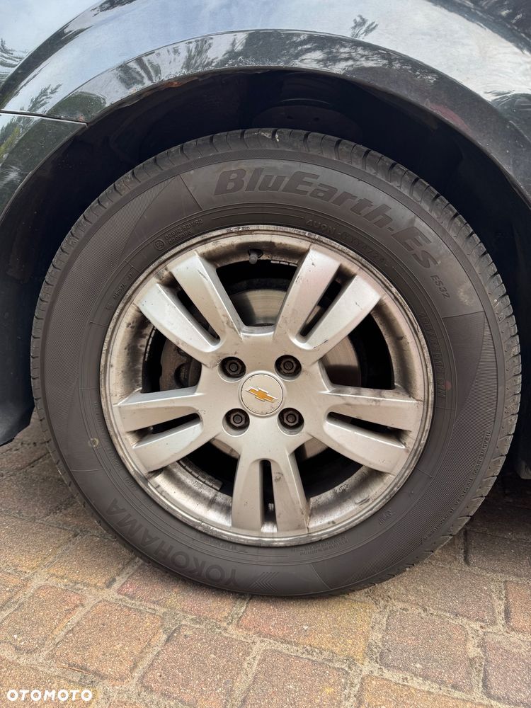 Chevrolet Aveo 1.2 LT - 12