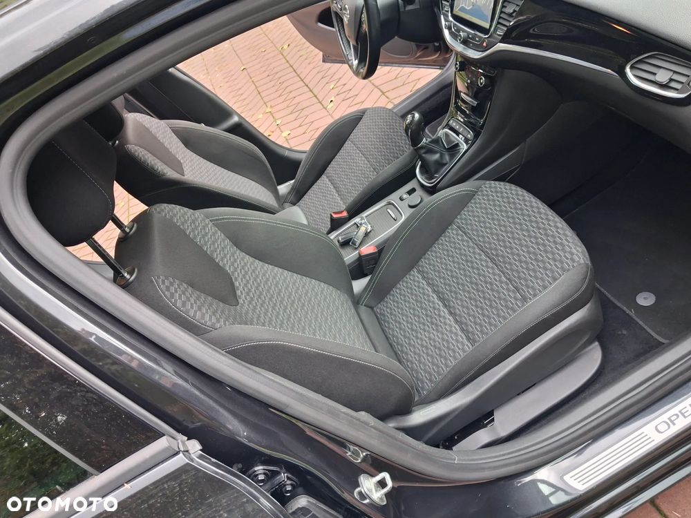 Opel Astra 1.4 Turbo Start/Stop Dynamic - 19
