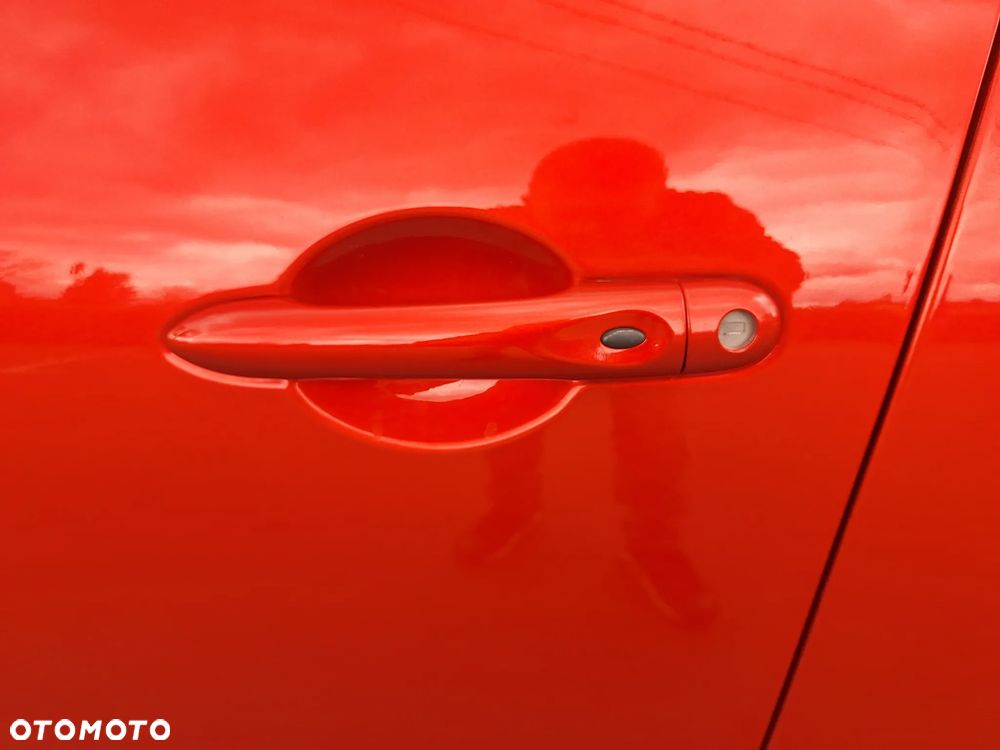 Renault Clio TCe 90 Paris - 25