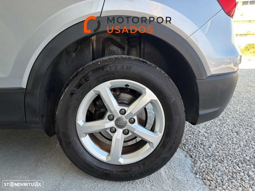 Audi Q2 1.6 TDI Design - 11