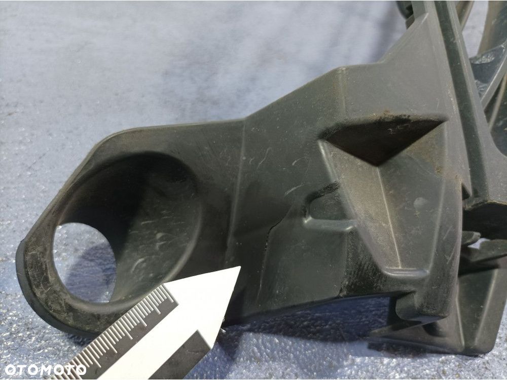 PEUGEOT 301 LIFT KRATKA ŚRODKOWA ZDERZAKA PRZÓD 9816027880 - 5
