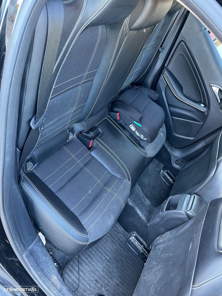 Mercedes-Benz GLA 180 CDI - 13
