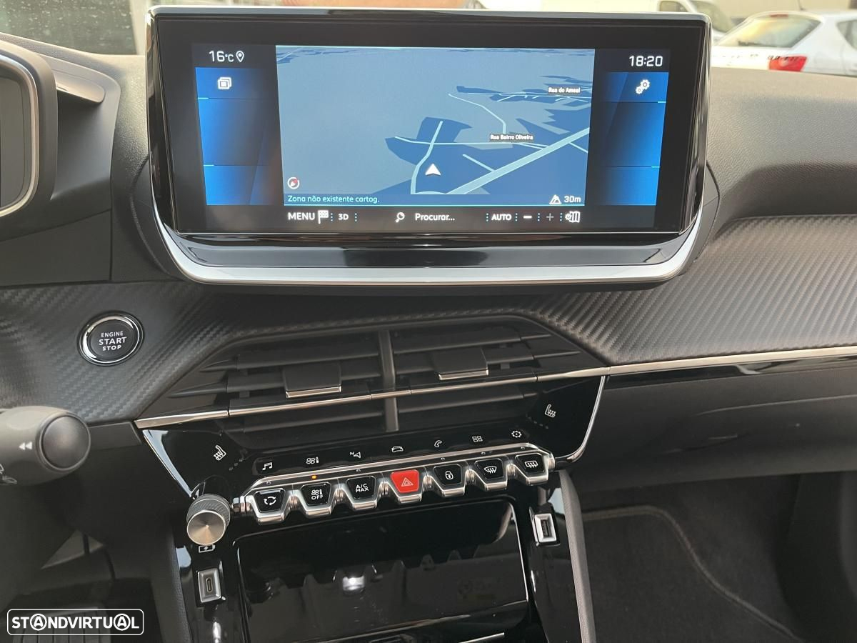 Peugeot 2008 1.5 BlueHDi Allure Pack EAT8 - 22