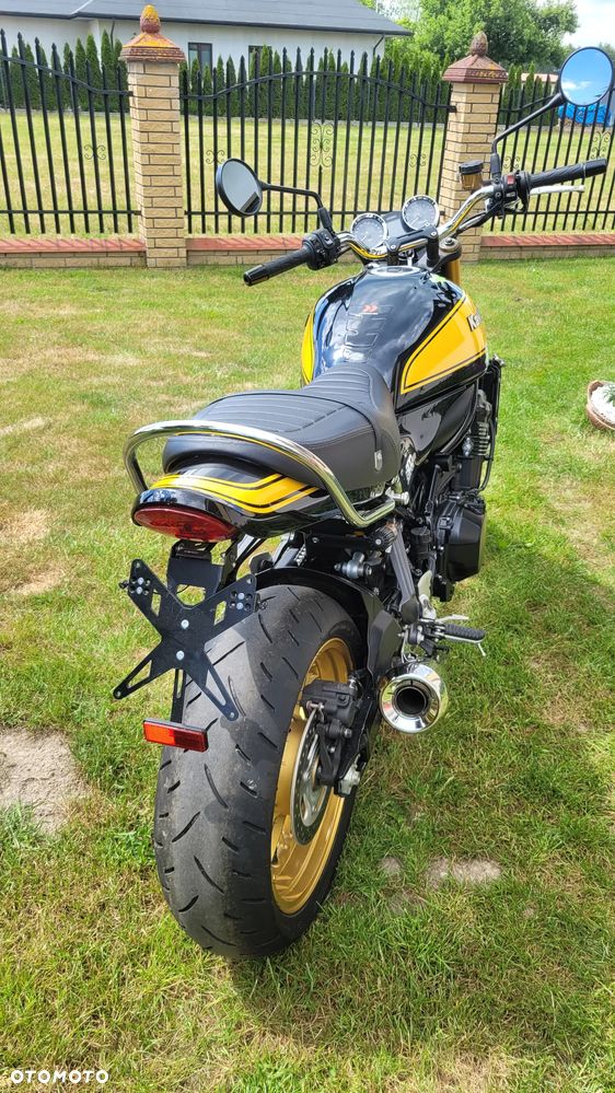 Kawasaki Z 900 RS - 7