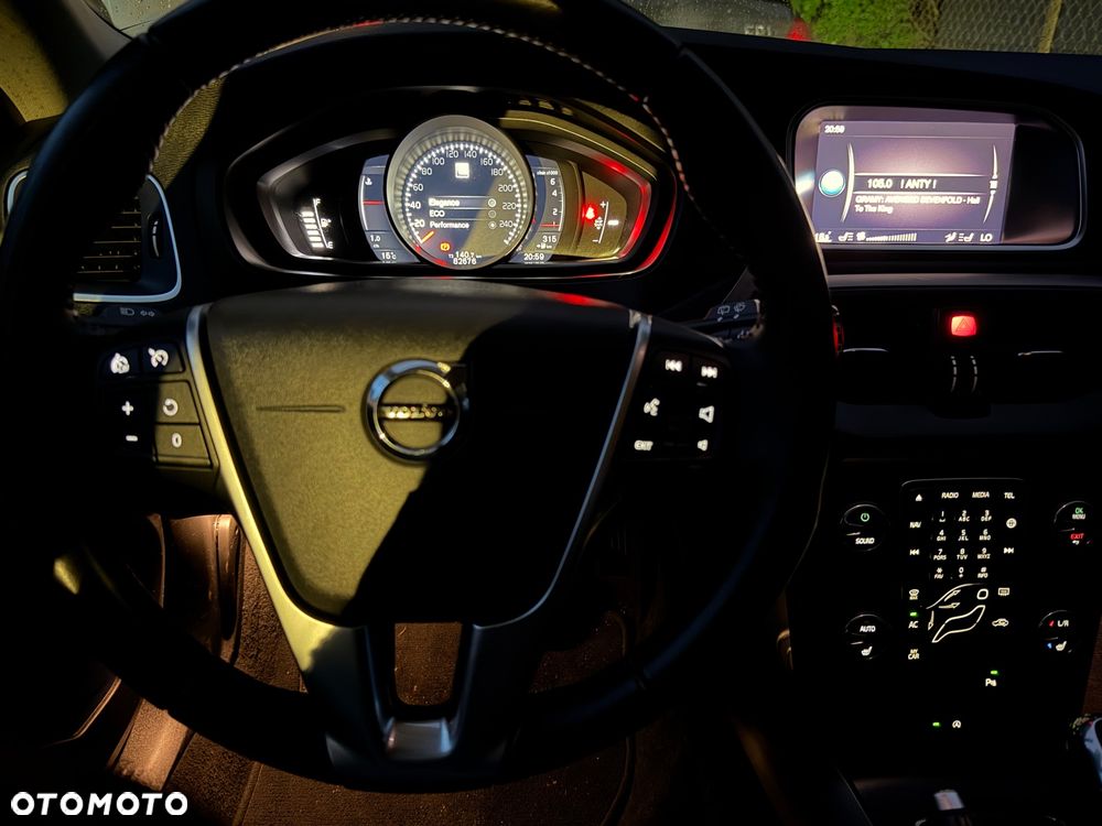 Volvo V40 - 26