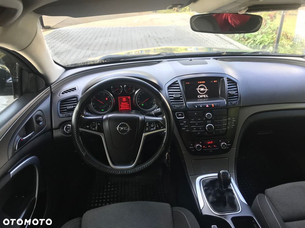 Opel Insignia - 22