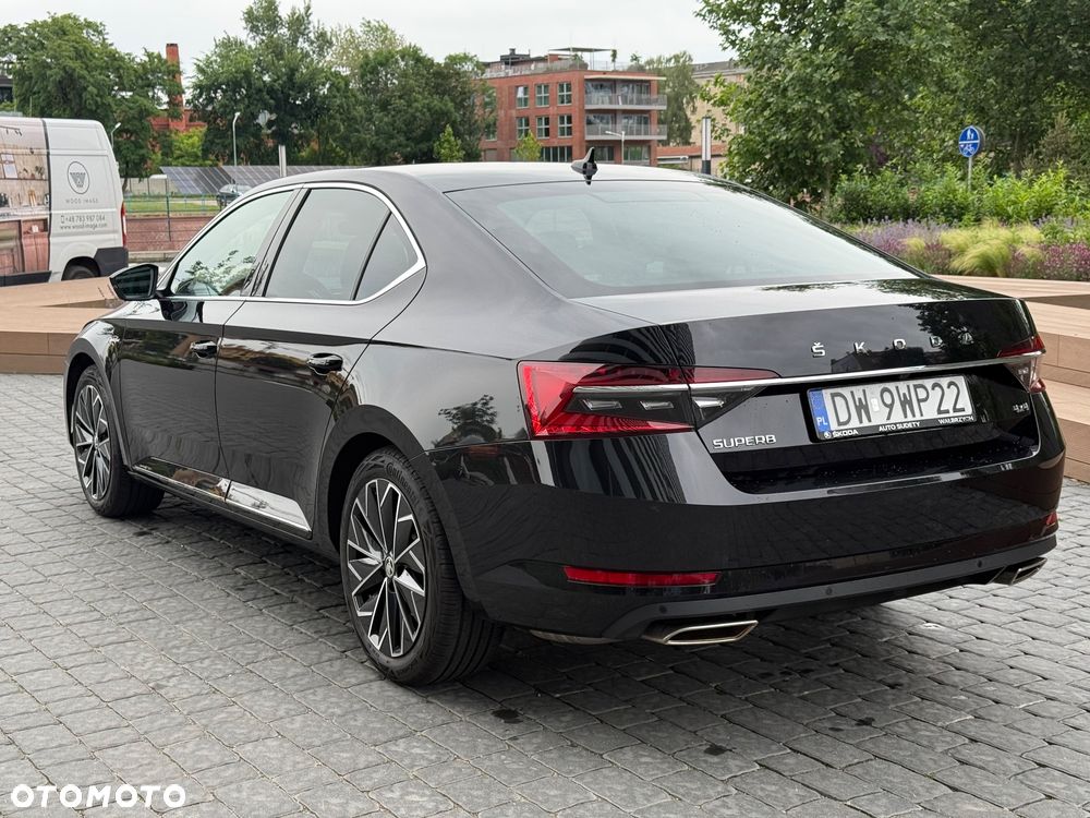 Skoda Superb 2.0 TSI 4x4 L&K DSG - 9