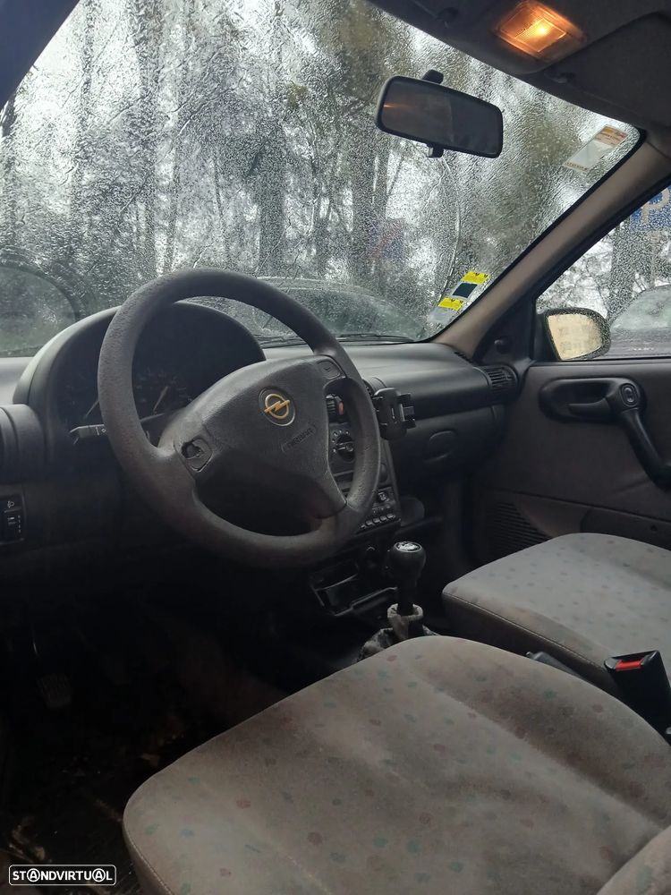 Opel Corsa 1.0 12V - 5