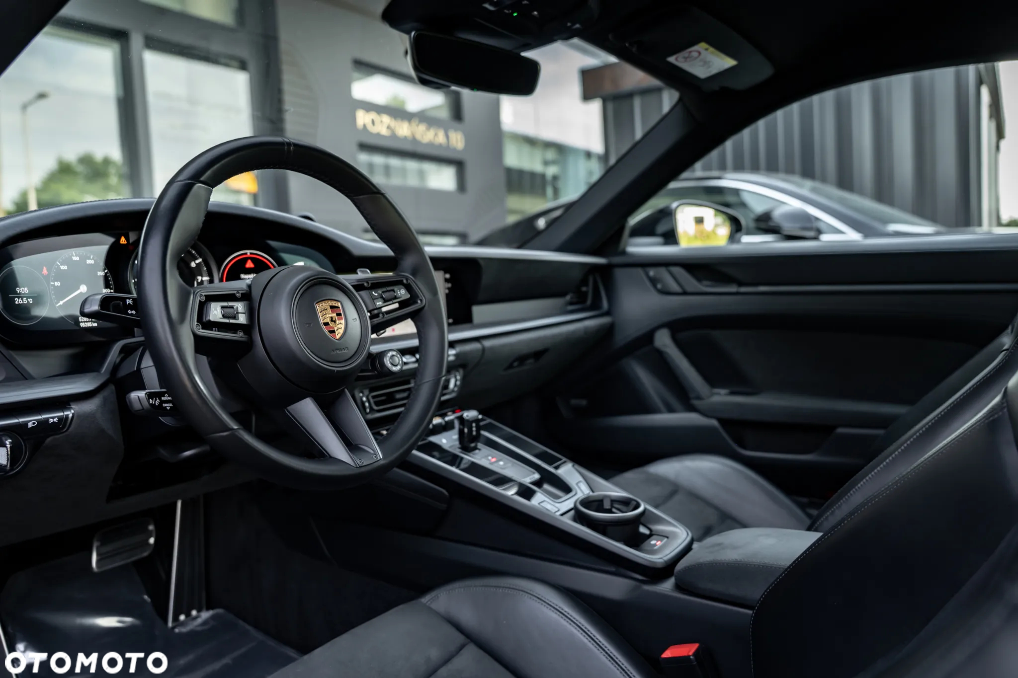 Porsche Carrera GT - 22