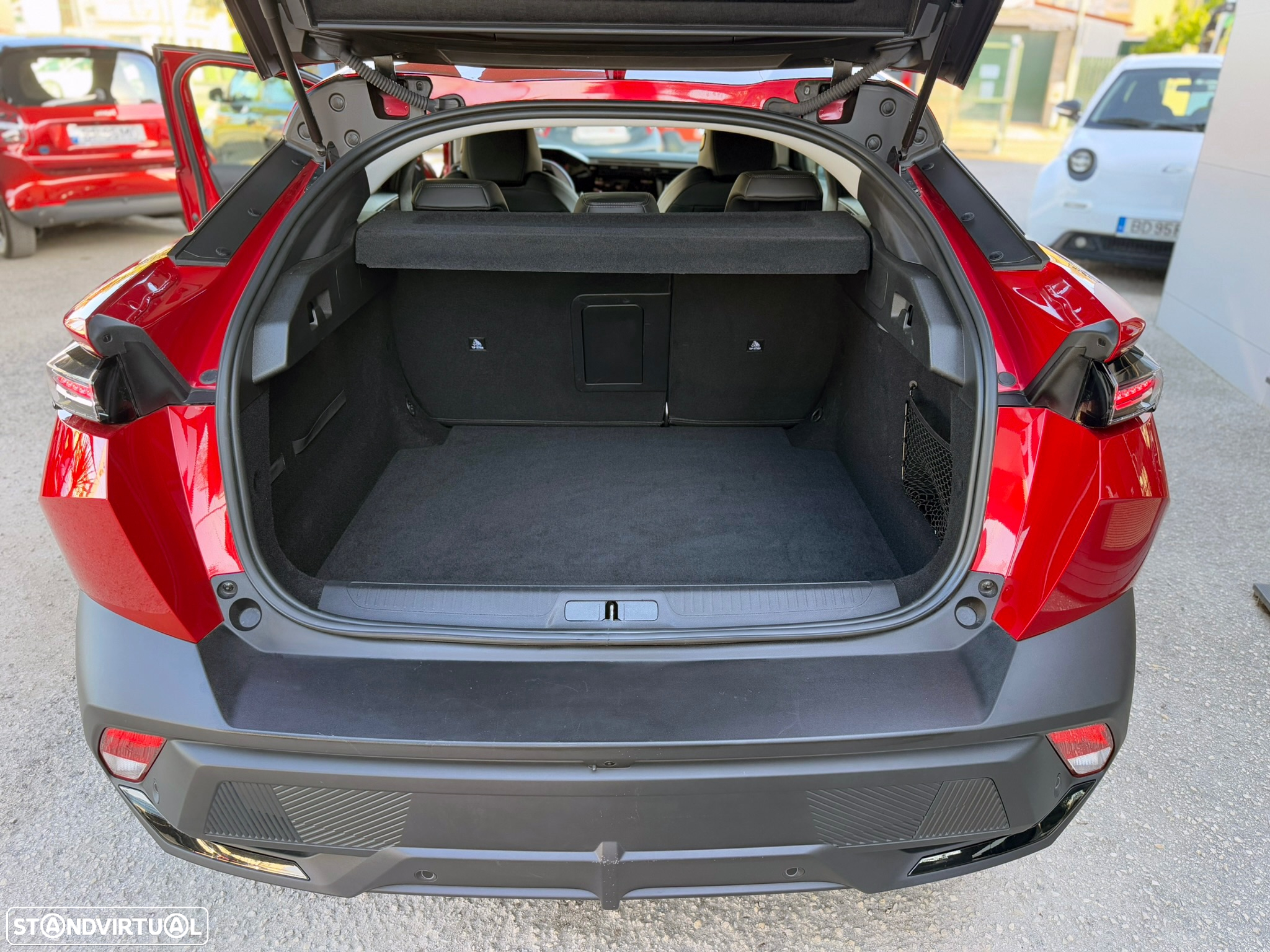 Peugeot 408 1.2 PureTech Allure Pack EAT8 - 8