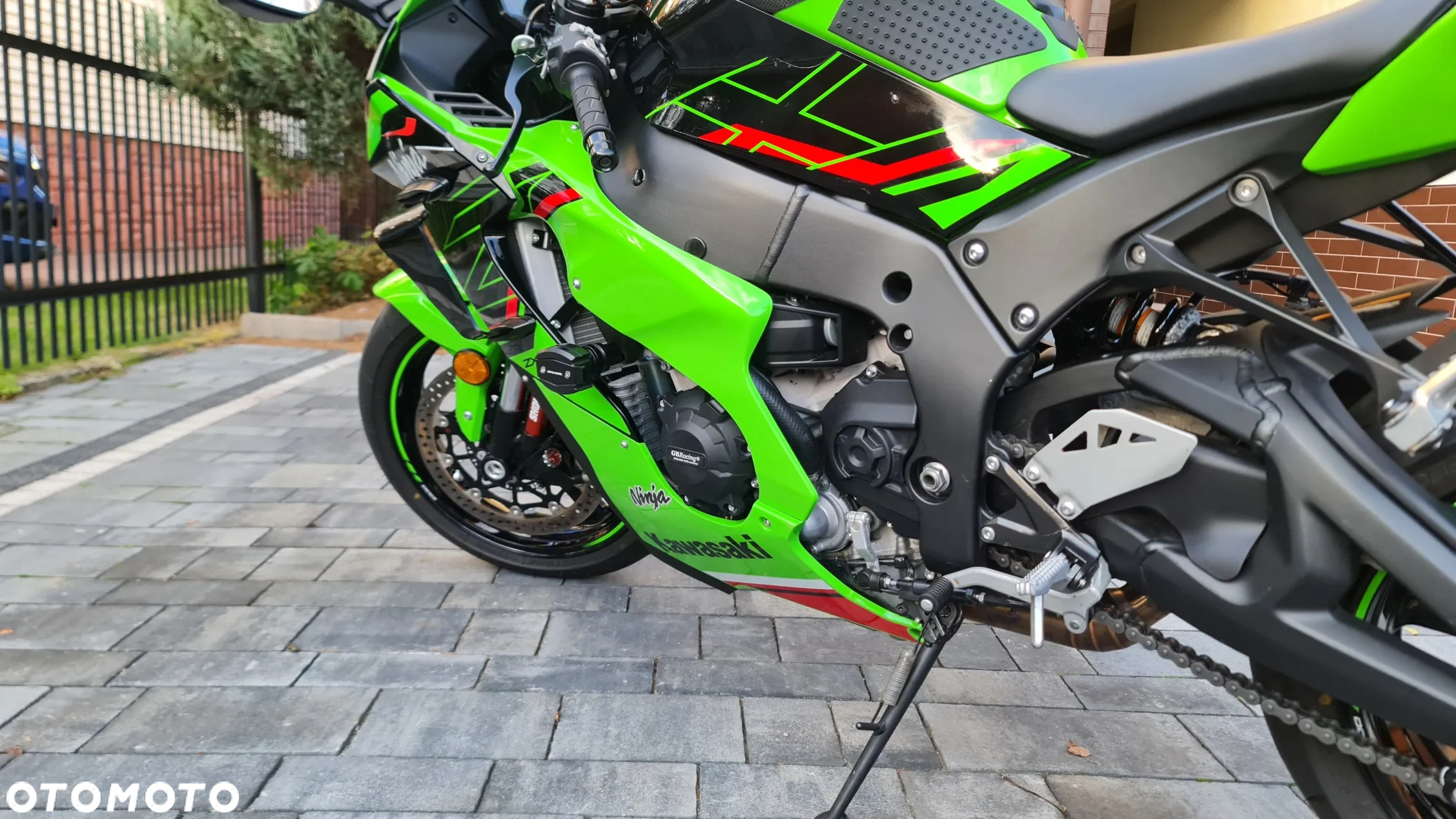 Kawasaki ZX - 17