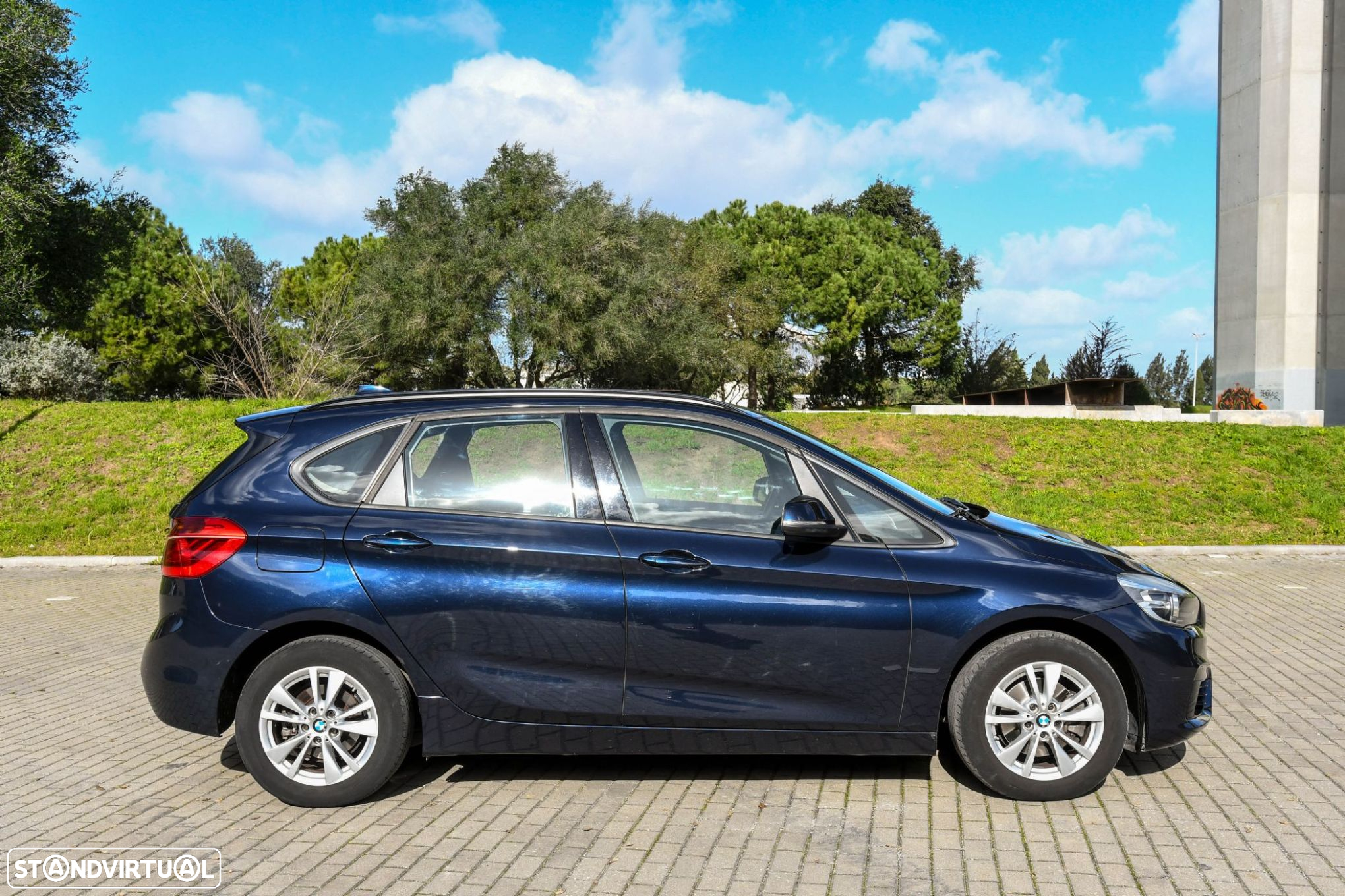 BMW 216 Active Tourer d Line Sport - 4