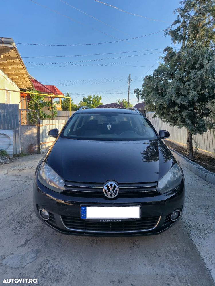Volkswagen Golf - 8
