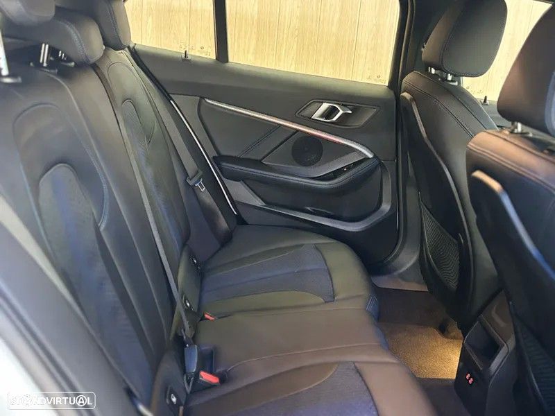 BMW 116 d Corporate Edition M - 24