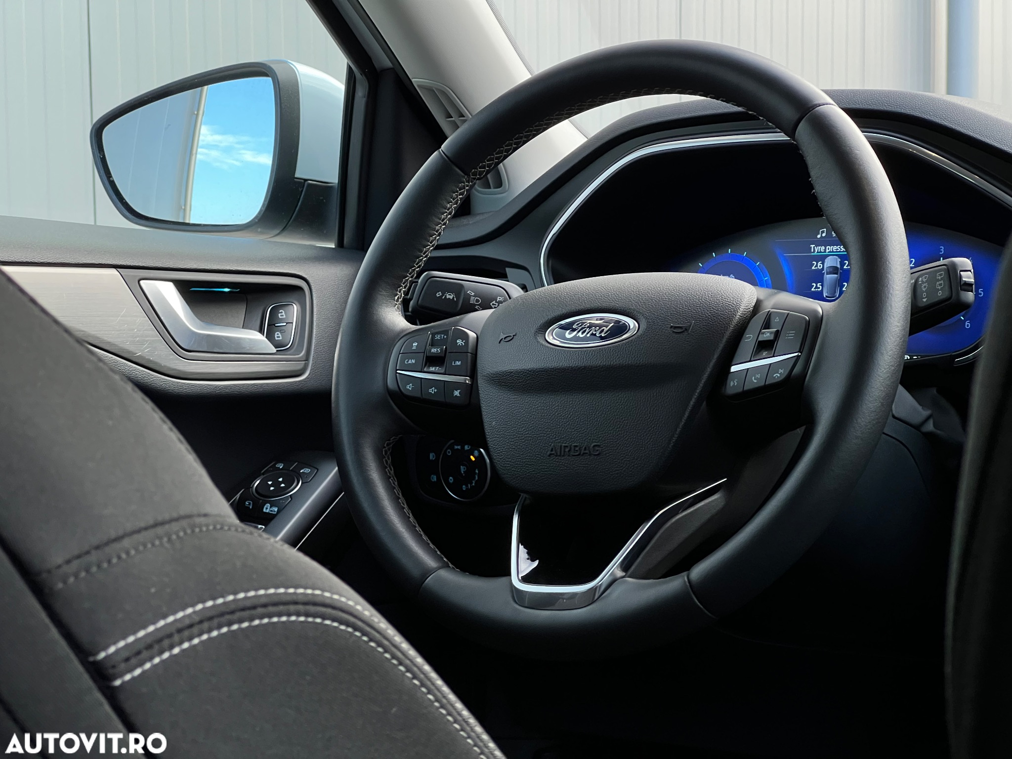 Ford Focus 1.5 EcoBlue Start-Stopp-System TITANIUM X - 13