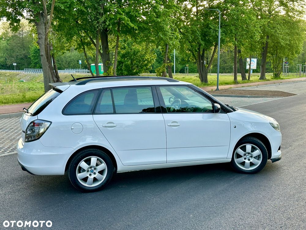 Skoda Fabia 1.4 TSI DSG RS - 12