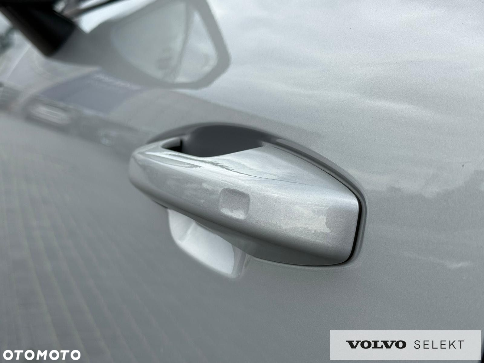 Volvo C40 - 32