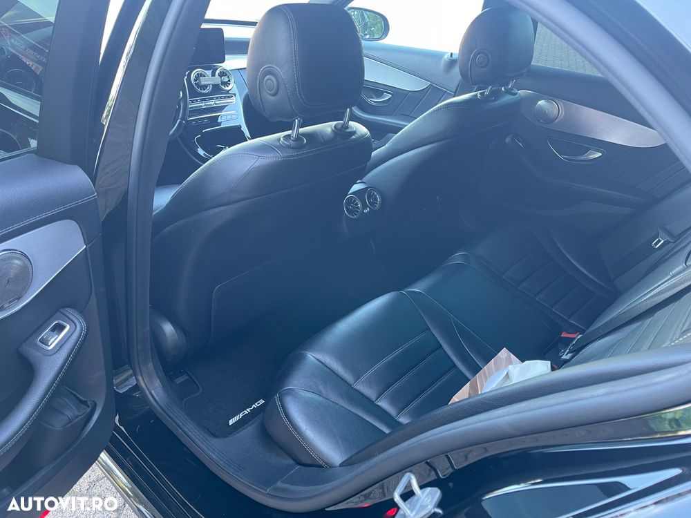 Mercedes-Benz C 43 AMG 4Matic 9G-TRONIC - 11