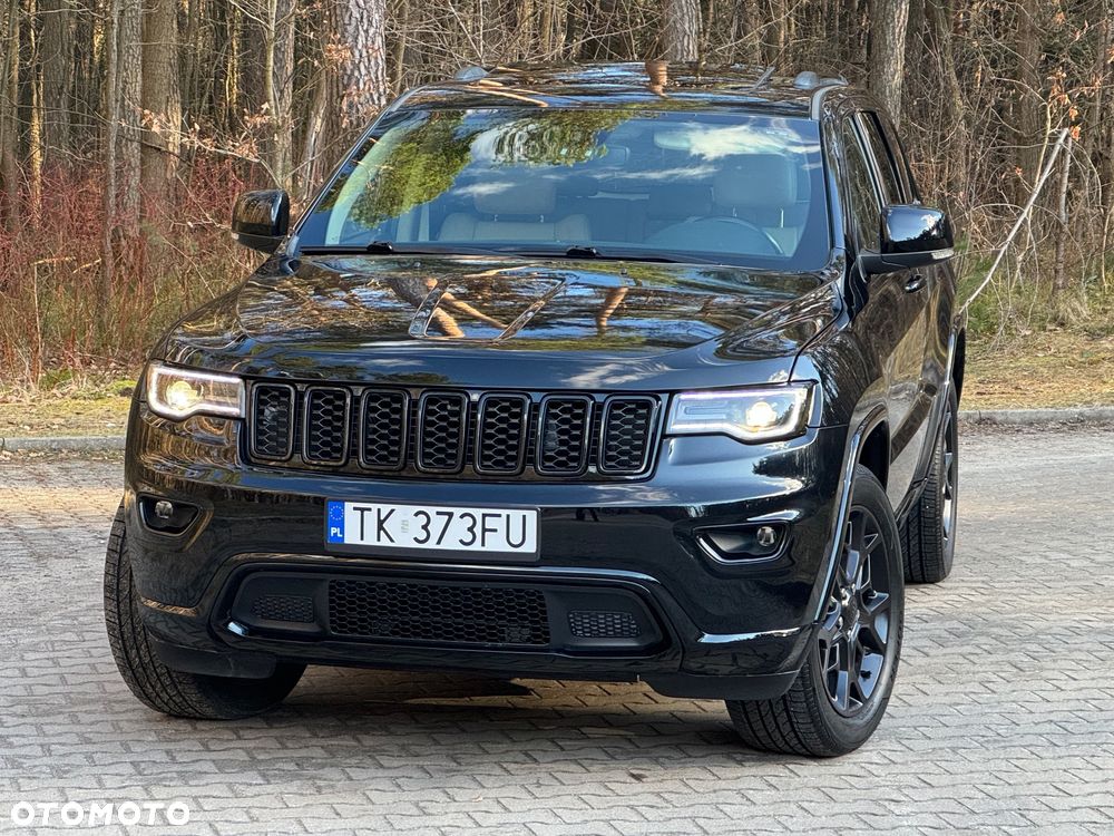 Jeep Grand Cherokee - 26