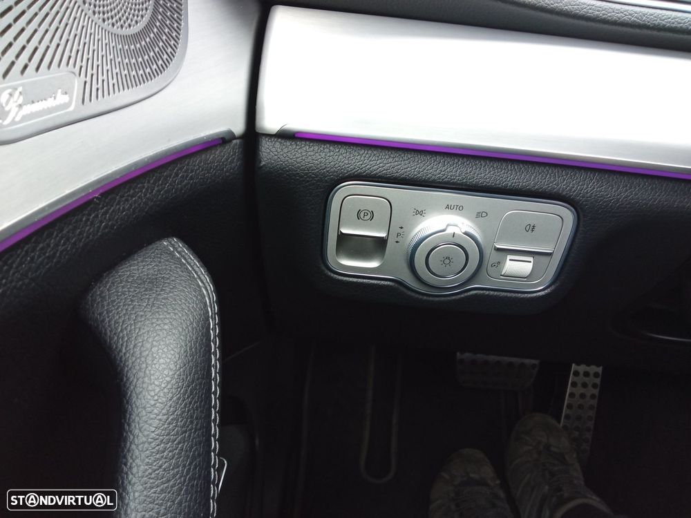 Mercedes-Benz GLE 300 d 4Matic - 35