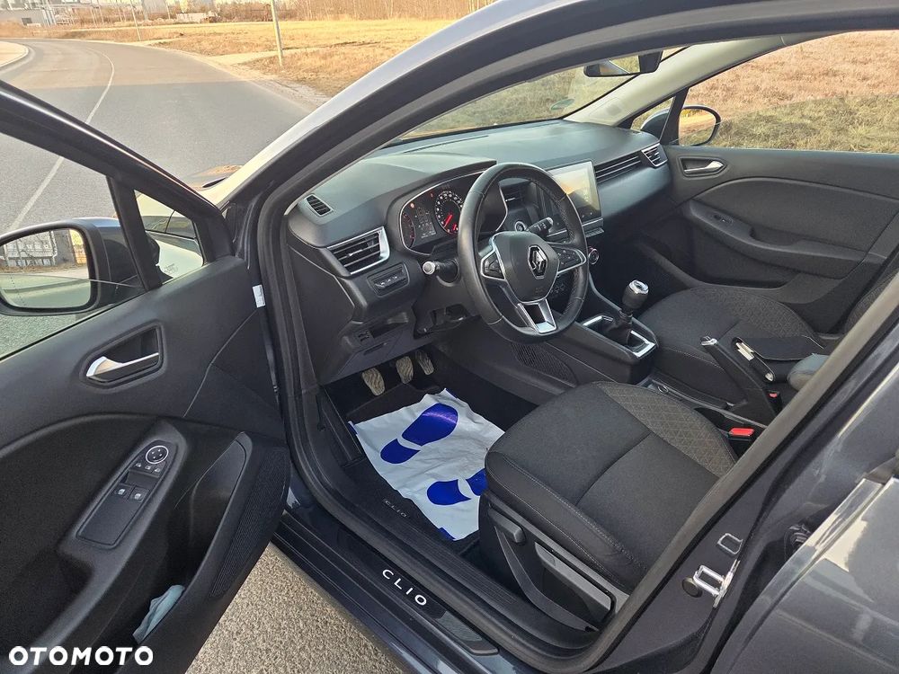 Renault Clio TCe 100 INTENS - 9