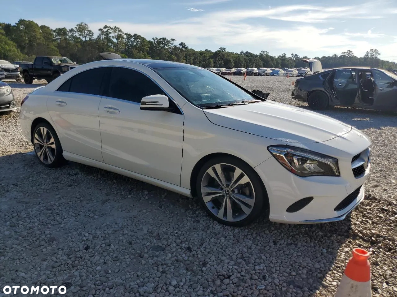 Mercedes-Benz CLA 250 4-Matic - 2
