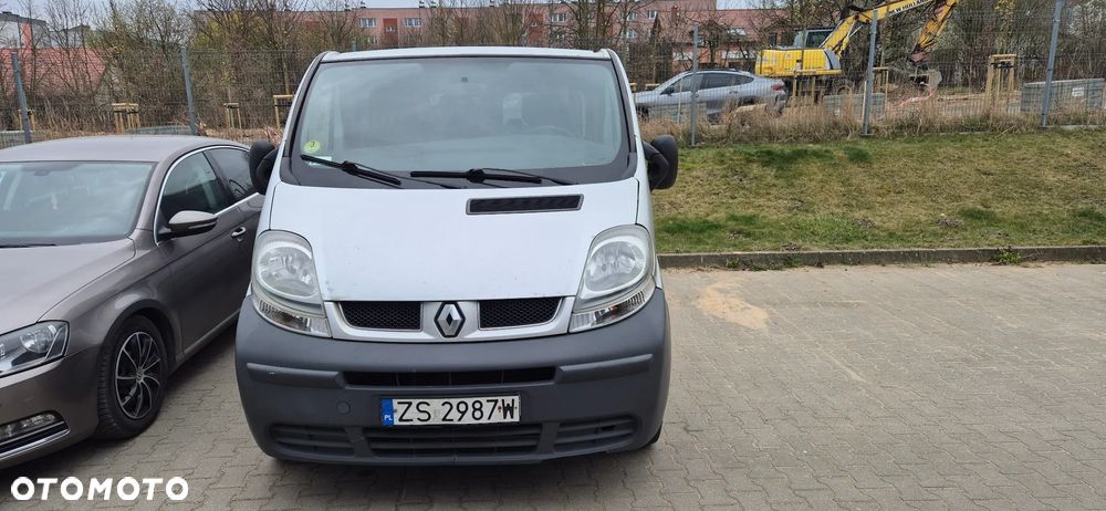 Renault Trafic - 1
