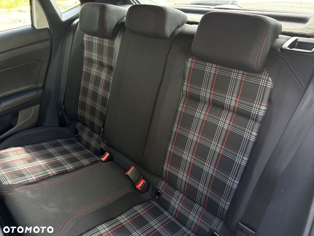 Volkswagen Polo 2.0 TSI GTI DSG - 31