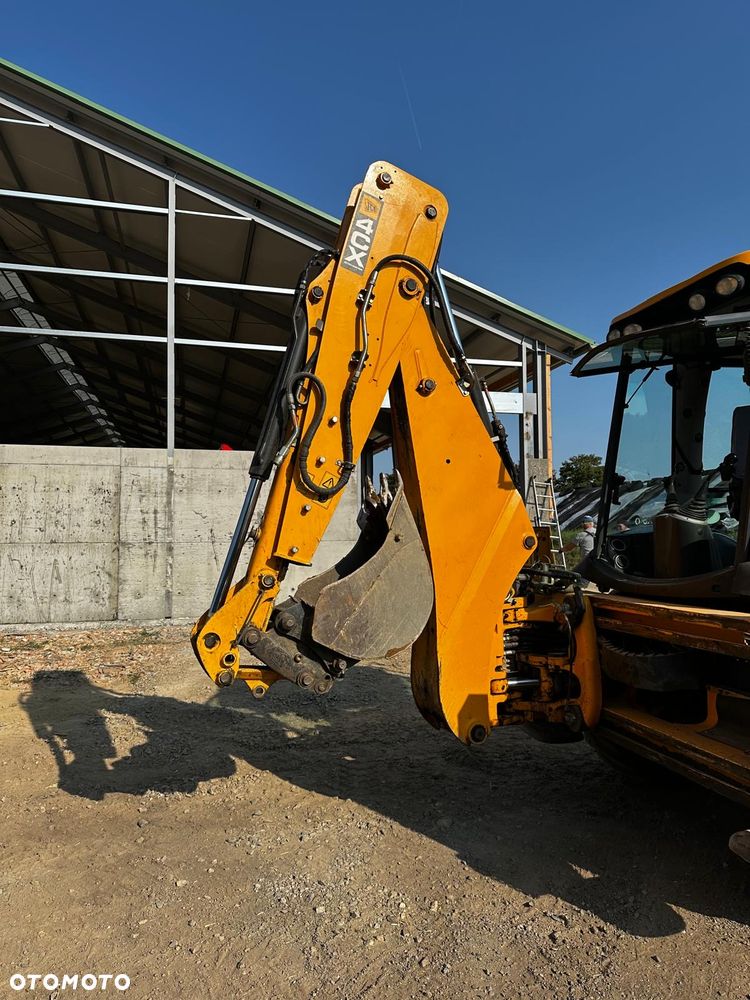 JCB 4CX +4 nowe opony BKT Model 2018 1 własciciel ZADBANA - 6