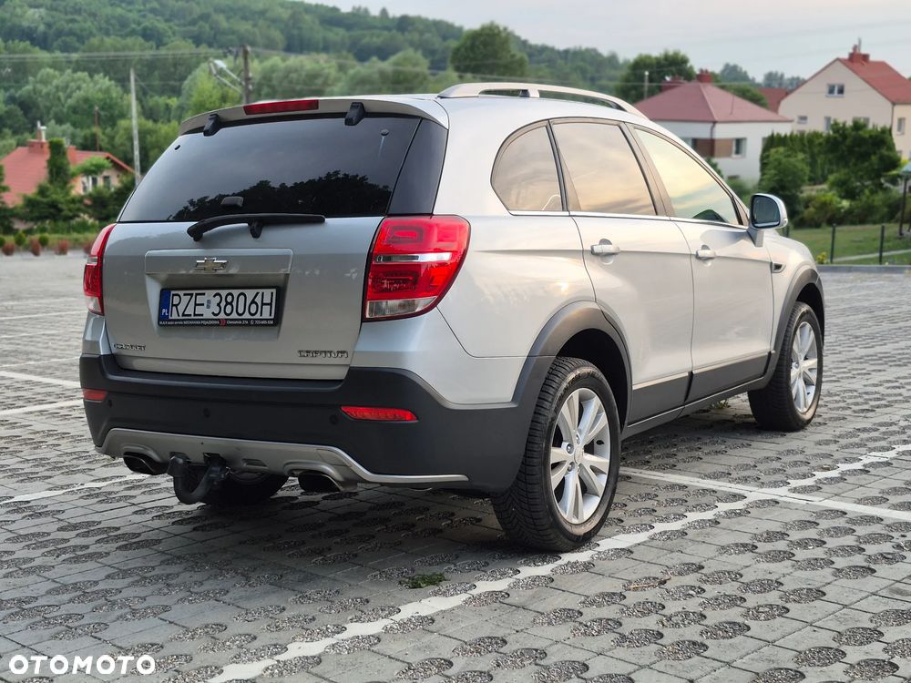 Chevrolet Captiva 2.2 4WD LTZ - 7