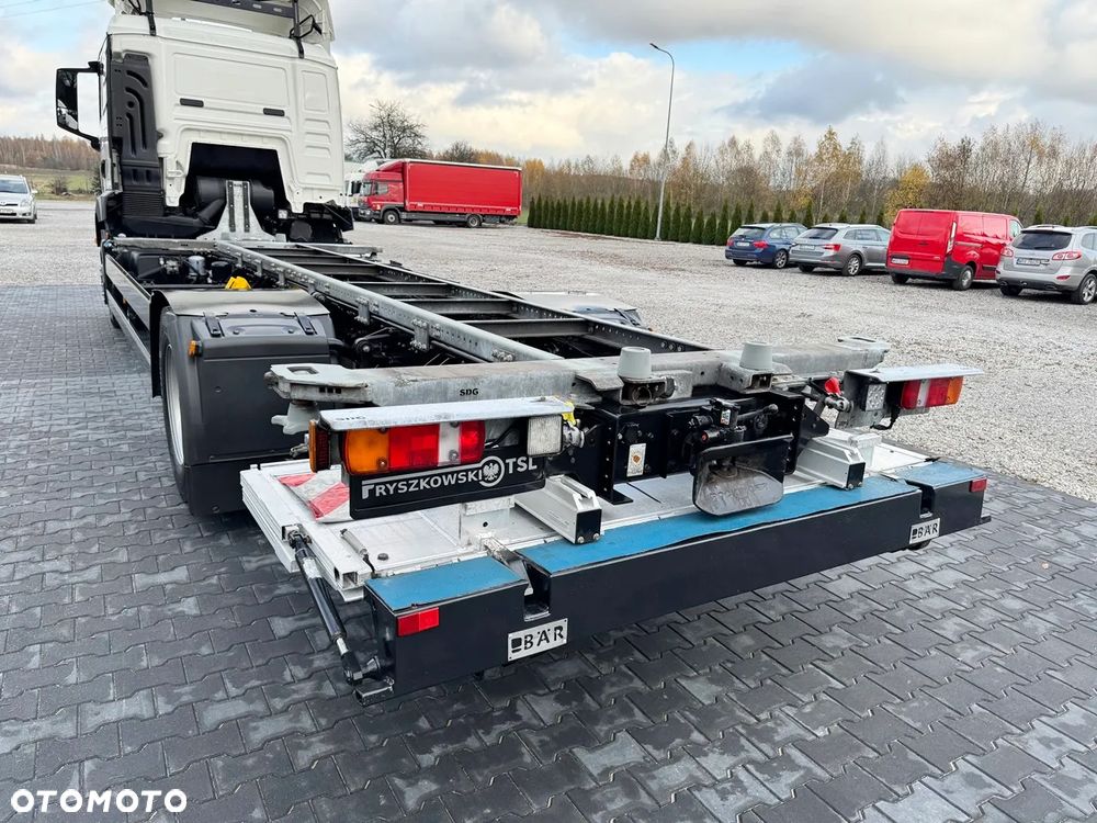 MAN TGS 18.330 / BDF / ACC / NAWIGACJA / WINDA / CAŁY NA PODUSZKACH / Z NIEMIEC - 13