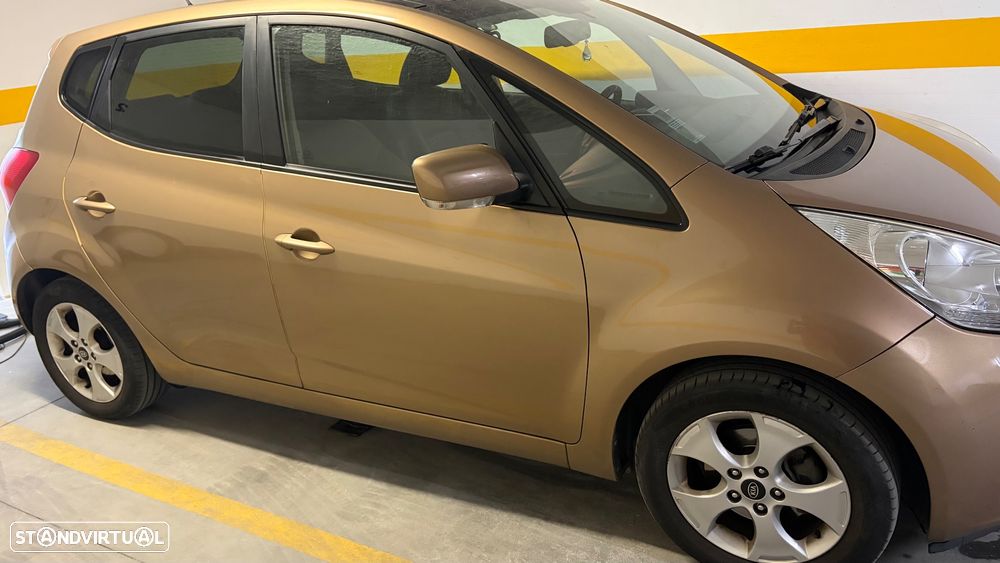 Kia Venga 1.4 CRDi TX ISG - 6