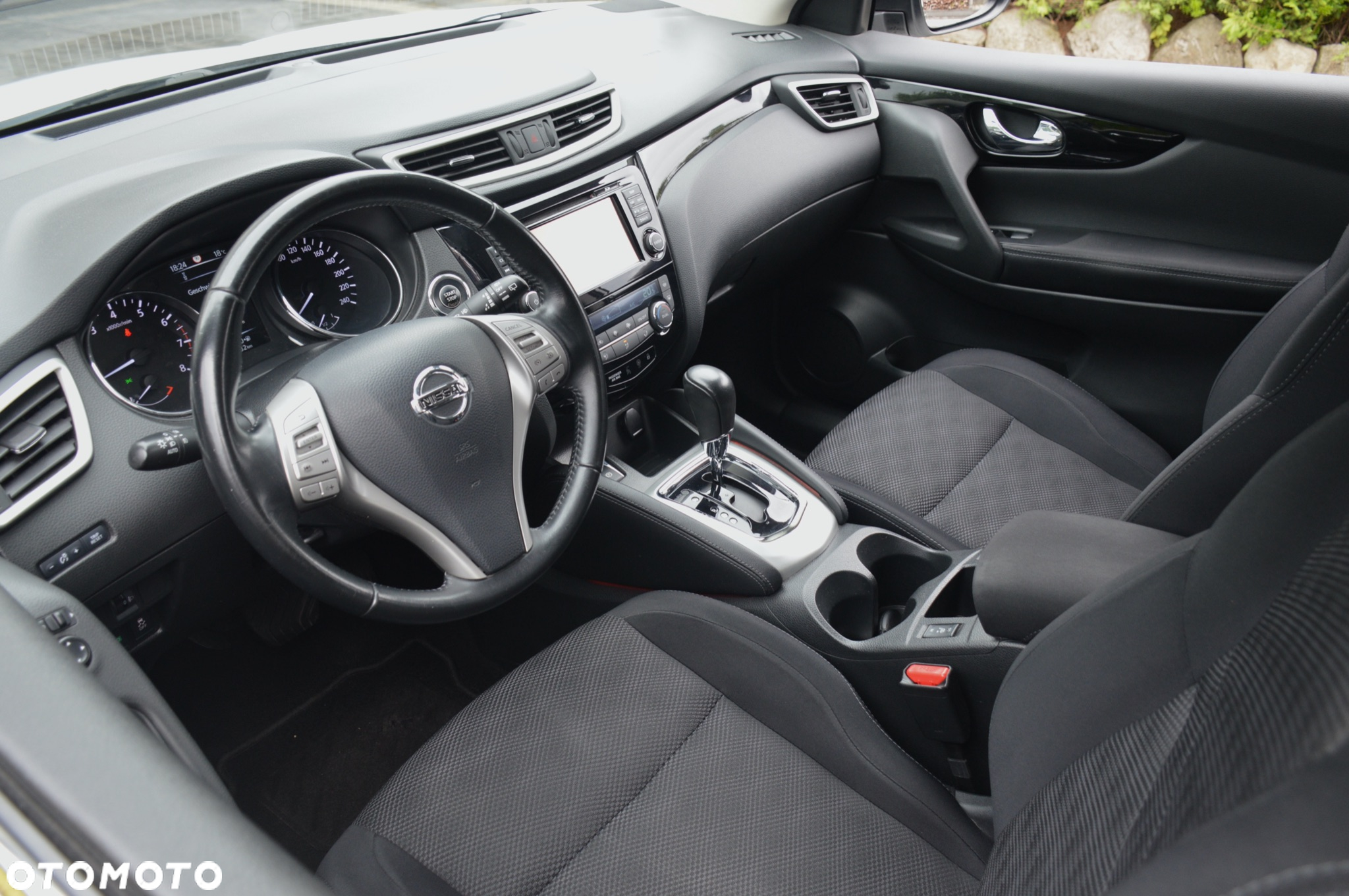 Nissan Qashqai 1.2 DIG-T Tekna Xtronic - 17